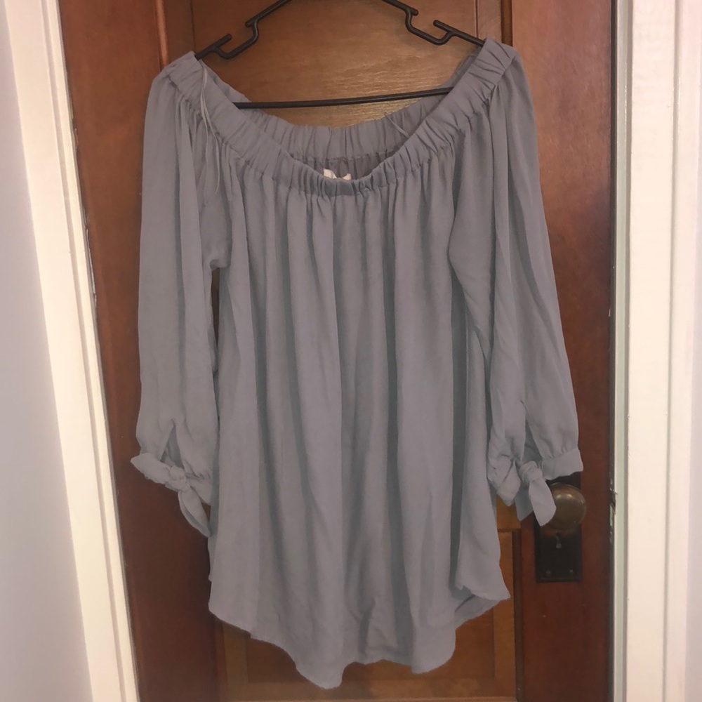 Off the Shoulder Top IGUC